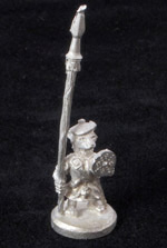 Highlander Badger Footman w/Pike in Cuirass